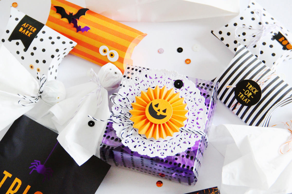 Halloween Gifts & Treats.